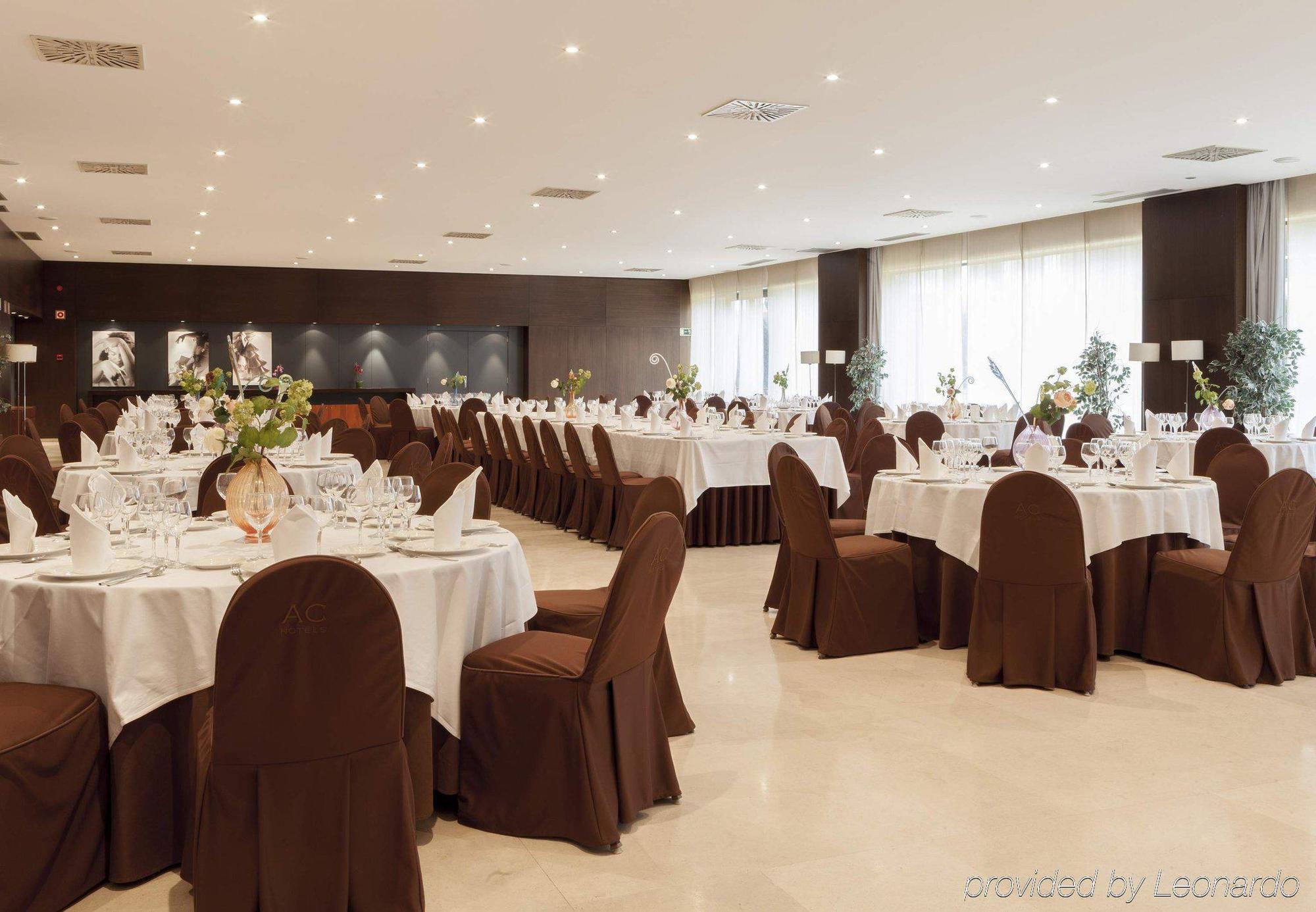 Ac Hotel Sevilla Forum By Marriott Exteriör bild