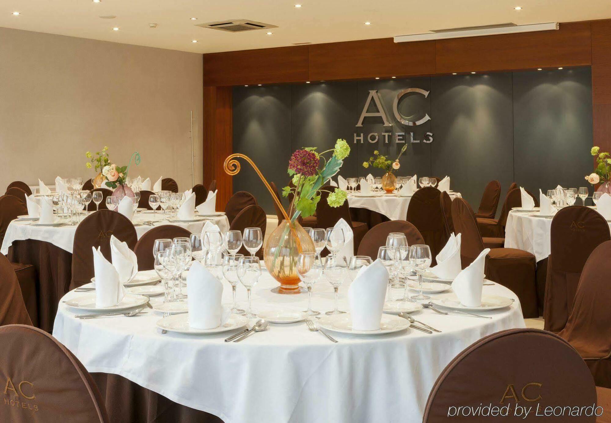 Ac Hotel Sevilla Forum By Marriott Exteriör bild